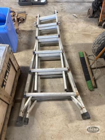 Step ladder