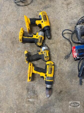 4pc dewalt battery tools