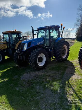 2012 Newholland T7.235 tractor 4x4