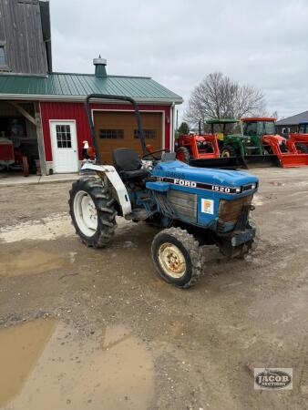 Ford 1520 tractor