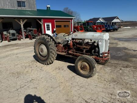 Ford 8n tractor with 6cyl funk
