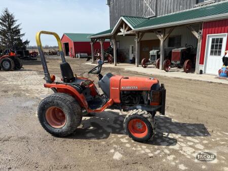 Kubota B7510 tractor 4x4