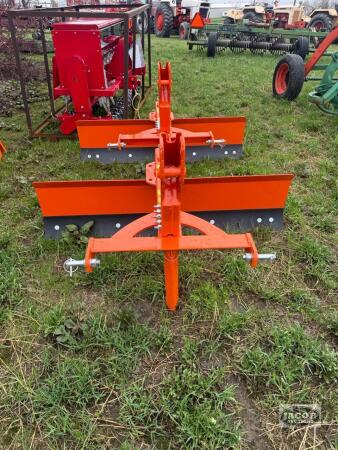 Unused 5ft 3ph scraper blade