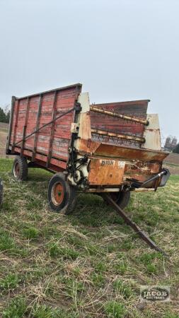 Dion 16ft forage wagon