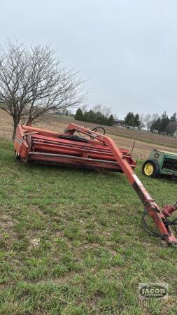 Gehl 2240 13ft hydraulic swing haybine