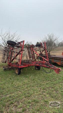 Triple K S tine 20ft cultivator with rolling baskets