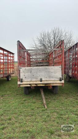 20ft bale wagon