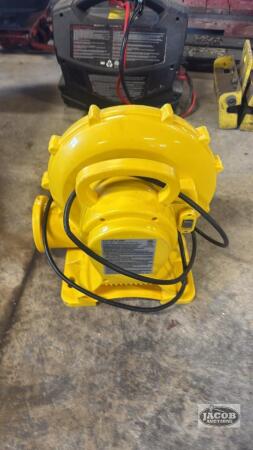 Electric blower