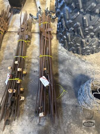 One bundle of 25 fence stakes