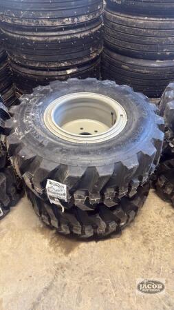 Unused BKt 27x10-12 tire on 6 bolt wheel x2