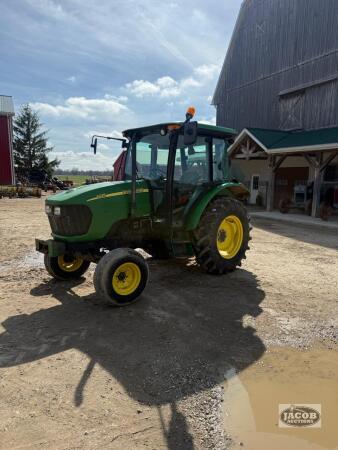 John Deere 5225