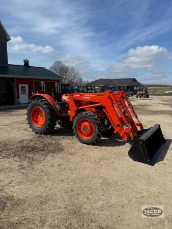 Kubota M5660SU loader tractor 4x4