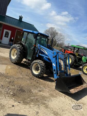 Newholland TN60DA loader tractor 4x4