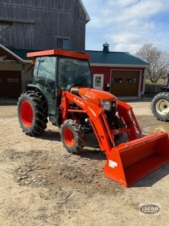 Kubota L4060 loader tractor 4x4
