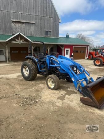 Newholland Tc55Da loader tractor 4x4