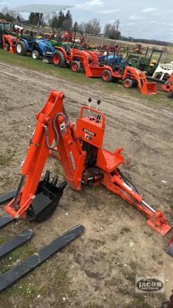 Kubota Bt600 compact tractor backhoe attachment