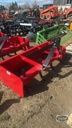 Unused Mapleside 5ft box scraper