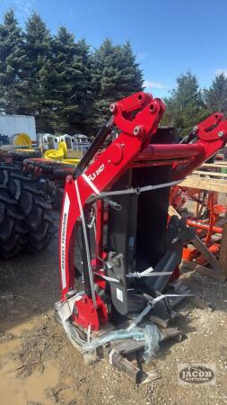 Unused Massey Ferguson FLx2407 loader