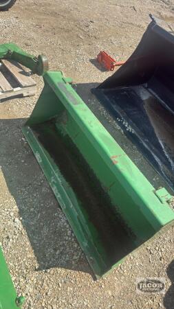 50in John Deere quick tach material bucket