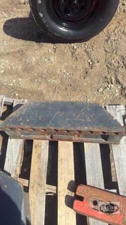Kubota M series front weight bracket