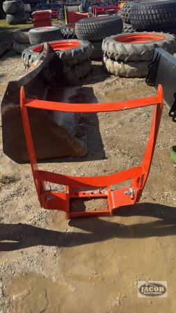Kubota L series grill guard