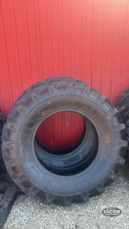 Unused 16.9 -30 tractor tire x2