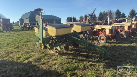 John Deere 7000 4row corn planter