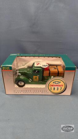 1937 CHEVROLET BEAVER LUMBER TRUCK BANK