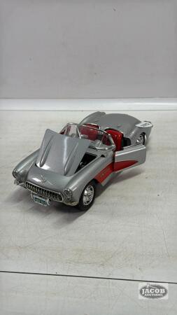 1957 CHEVROLET CORVETTE