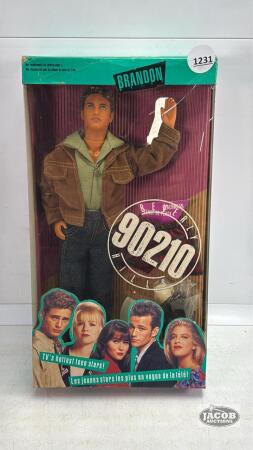 BRANDON WALSH FIGURINE BEVERLEY HILLS 90210 FIGURE