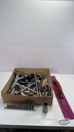 ASSORTED TOOL LOT