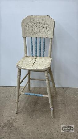 39IN CHILDS PRESSED BACK CHAIR
