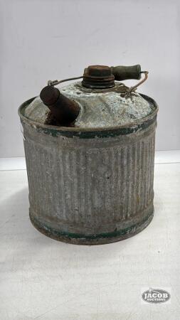 GALVANIZED KEROSENE CAN