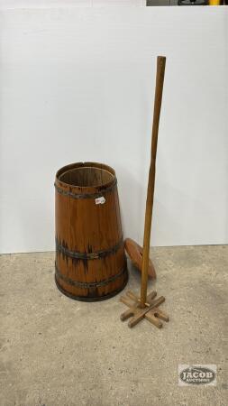BUTTER CHURN