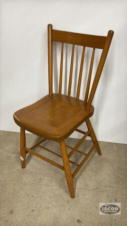SPINDALL BACK WOODEN CHAIR