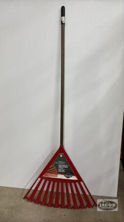 GARANT 24IN CLOG FREE LEAF RAKE
