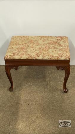 WOODEN FOOT STOOL