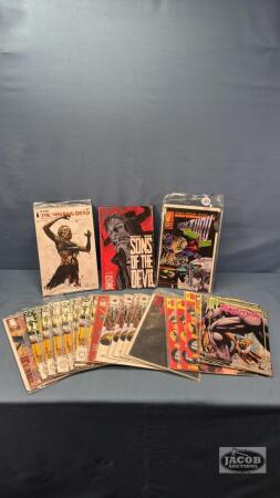 APPROX. 23 COMIC BOOKS