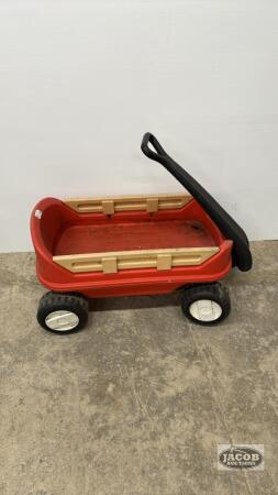 FISHER PRICE PLASTIC KIDS WAGON