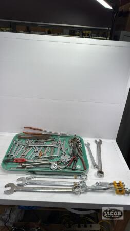 ASSORTED TOOL LOT