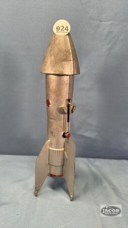 ASTRO MANUFACTURING METAL ROCKET