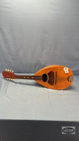 8 STRING 24IN MANDOLIN