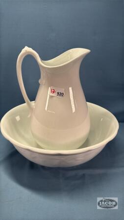 UNMATCHED PITCHER AND BASIN SET