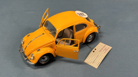 1967 Volkswagen Beetle by Franklin Mint -1/24 Scale