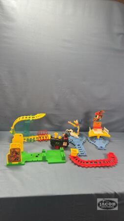 1970'S MICKEY MOUSE BATTERY TRAIN SET
