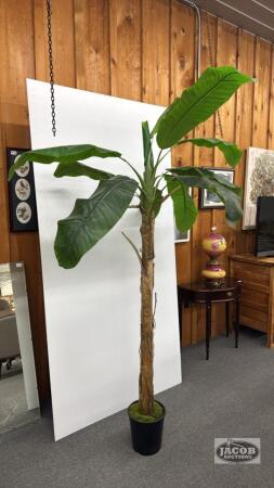 ARTIFICIAL PALM TREE