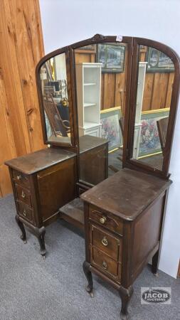 VANITY WITH SWING ARM MIRROR