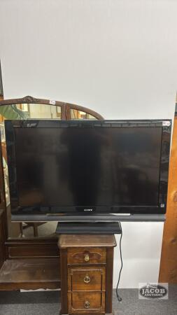 SONY 40IN TV - NO REMOTE