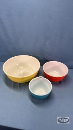 (3) PYREX MIXING BOWLS