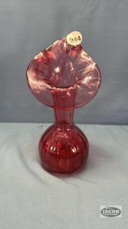 8.5IN CRANBERRY ART VASE